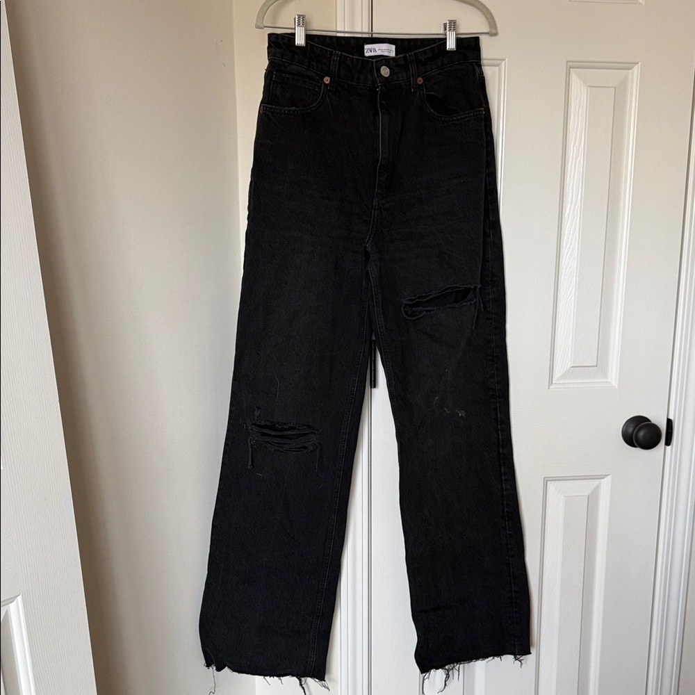 Zara Black Distressed Straight Leg Jeans